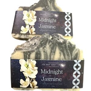 Old Soul Soap Company 🇨🇦 Midnight Jasmine Bar Soap - Black & Cream (2)